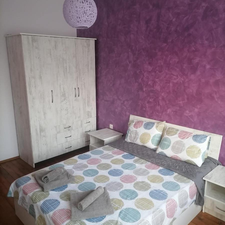 M Art Apartment